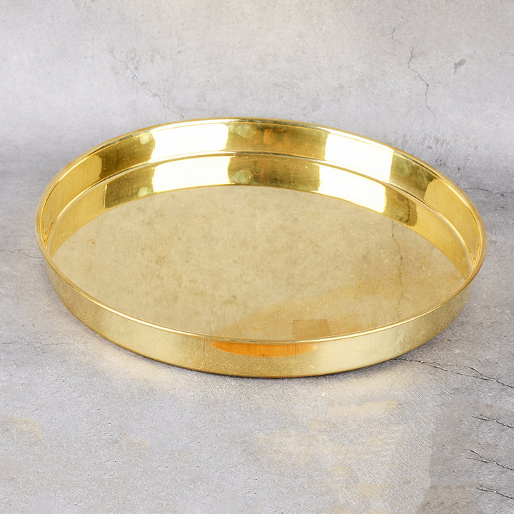 Jhilmil aarti thali 21 bati brass lamp — close-up